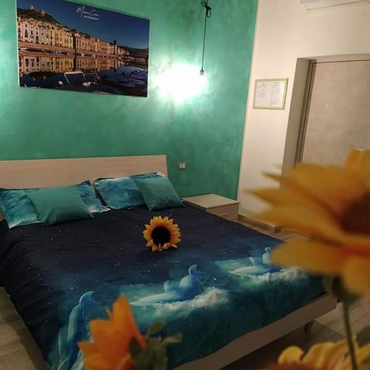 b&b mediterraneo Bosa Bagian luar foto