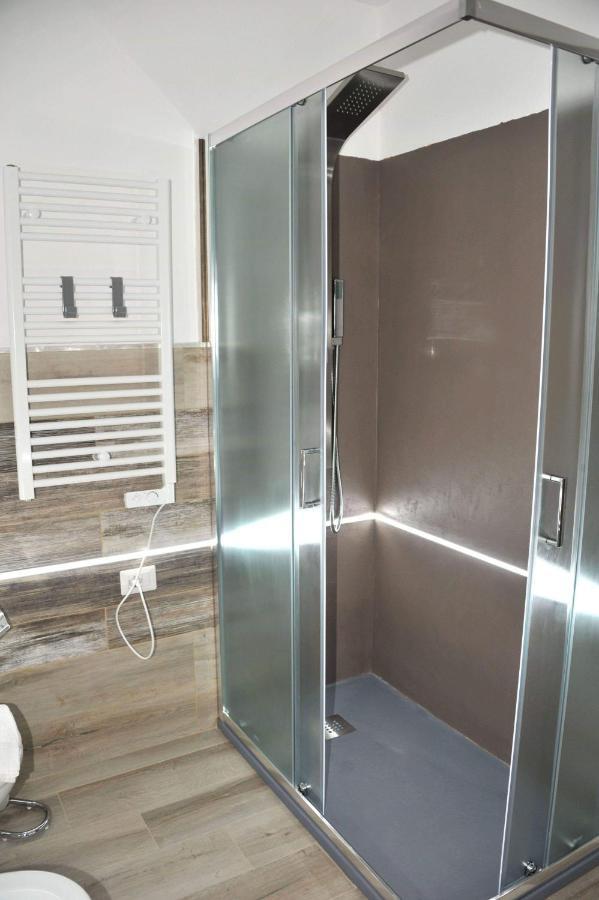 b&b mediterraneo Bosa Bagian luar foto