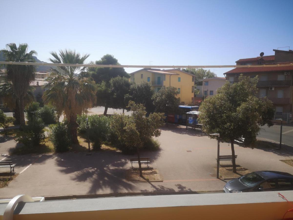 b&b mediterraneo Bosa Bagian luar foto
