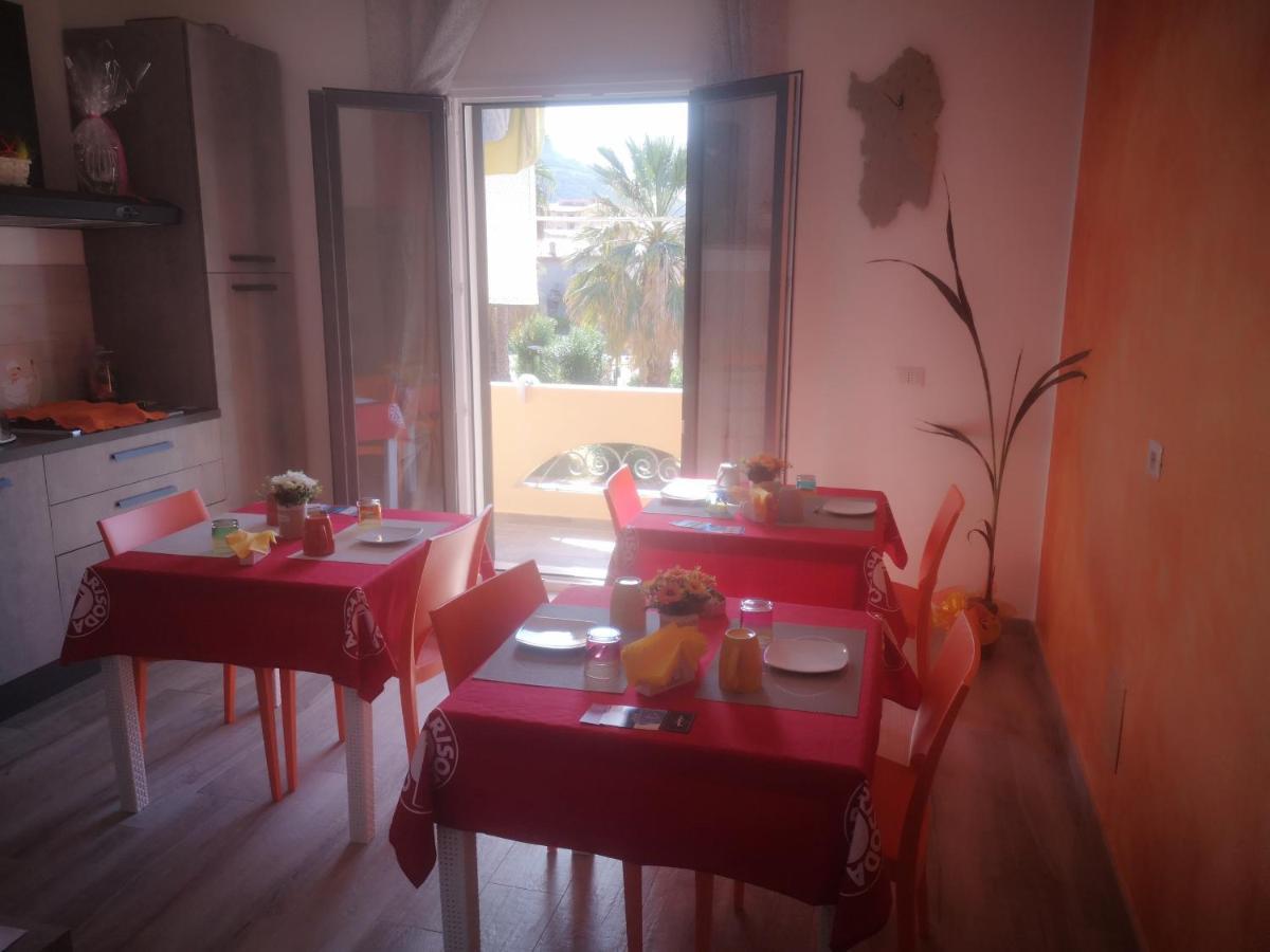b&b mediterraneo Bosa Bagian luar foto