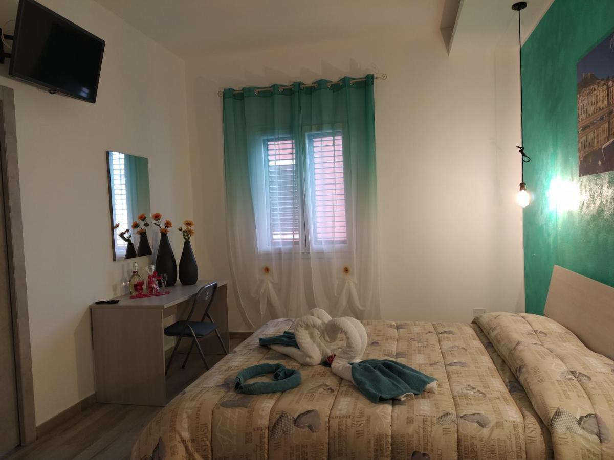 b&b mediterraneo Bosa Bagian luar foto