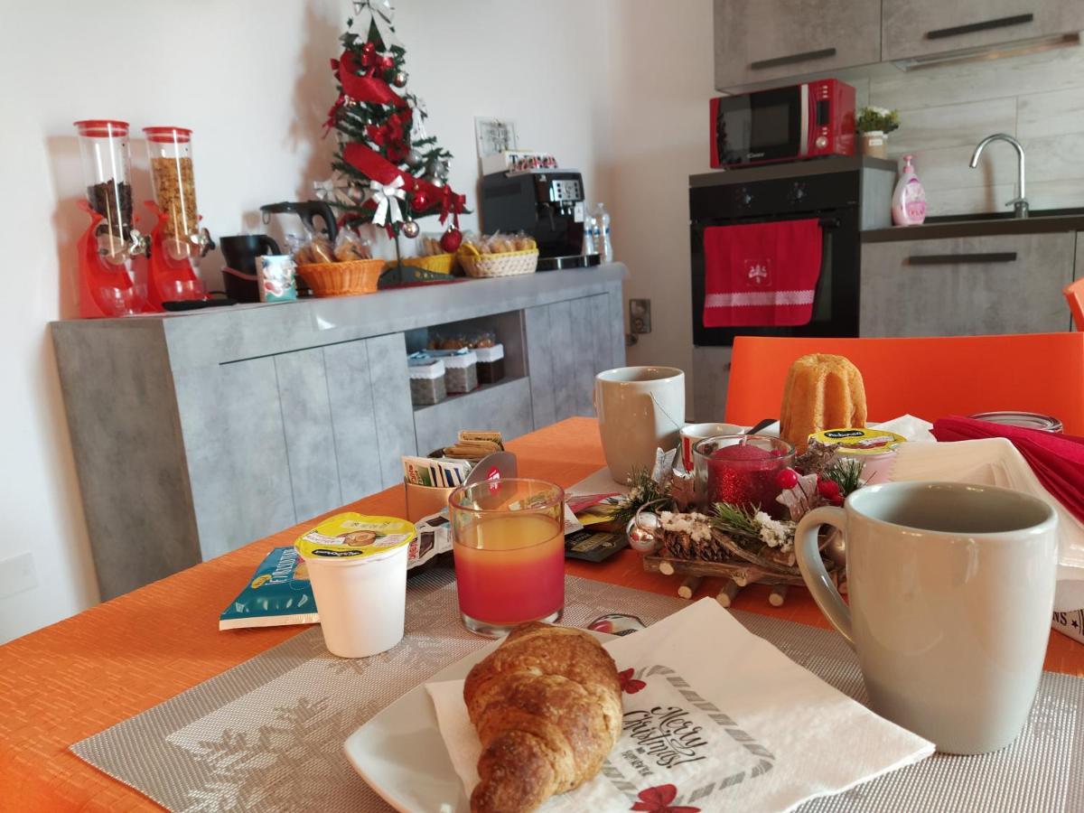 b&b mediterraneo Bosa Bagian luar foto